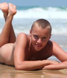 Abby (Sea Fun) 5c4ea64199bf7.jpg