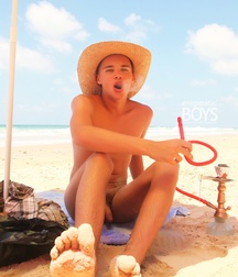 Abby (Sea Fun) 5c4ea6d7c7801.jpg
