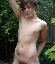 Adrien cute gay teen porn boys 90 5fba9c0ca158c.jpg