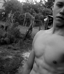 Muscle and sexy Polish teen boys 584ff913252a2.jpg