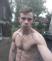 Sexy Polish boys 5a0f400441f8f.jpg
