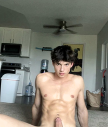 dotado hung cock boys porn 62f236f70315b.png