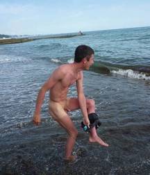 Nude in public 58145925a856b.jpg