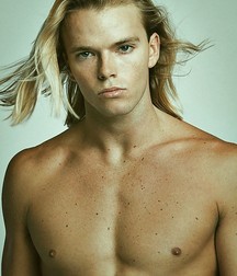 Hot Long Hairs 5adcc6680fa50.jpg