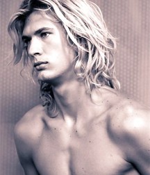 Hot Long Hairs 5adcc67d9685d.jpg