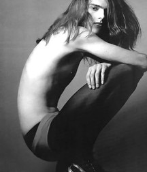 Hot Long Hairs 5adcc68d7ed0e.jpg
