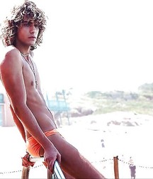 Hot Long Hairs 5adcc690131b6.jpg