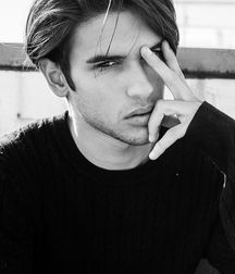 Cute Boys 5c893d75bb056.jpg