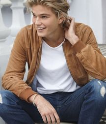 Cute Boys 5c893d7a3a5c4.jpg