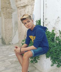 my favs 12 57c30a29bb0b8.jpg