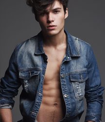 Barefoodrunner's Cute Boys 5cfa780014998.jpg