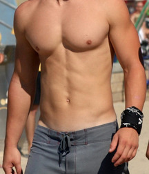 Hot Shirtless Boys 5df810761bd8c.jpg