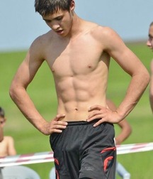 Please shirtless keep a distance! 5f19fd09a03b8.jpg