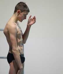 Swimmers 02 56b773c74cf80.jpg
