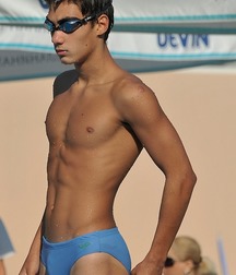 Swimmers 03 56b7b40770952.jpg