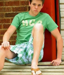 barefoot boys foot fetish