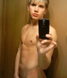 Meninos Legendários da Net e Selfs 5769d1216ed0d.jpg