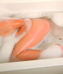 Hugo - Bath 56cb0ea90e46f.jpg