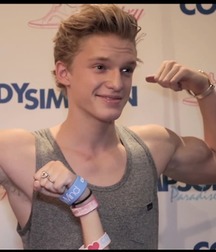 Cute Young Muscleboys 56e929301a3d9.jpg