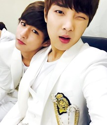 Pretty boys 56ccdc09cbe56.jpg