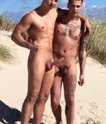 Hot guys 2 59c76829101e0.jpg