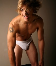 Impressive bulges 5a2702523aee2.jpg
