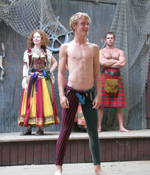 Impressive bulges 5a27031cbdfa6.jpg
