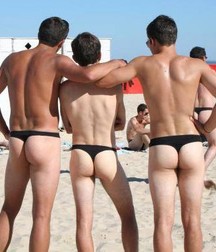 Breifs, jocks & thongs 5a7aa712164be.jpg
