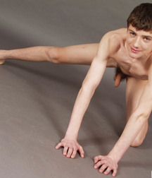 teen boy model 8 578b13cf81d6a.jpg