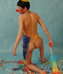 CLOWN BOY 578e7c3aa9518.jpg