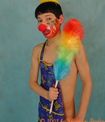 CLOWN BOY 578e7c3c166bf.jpg