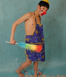 CLOWN BOY 578e7c3d654f5.jpg