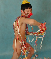 CLOWN BOY 578e7c41b17aa.jpg