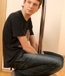 BOY MODEL 2 587a57503eef8.jpg