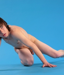 BOY MODEL 13 587a5a7253405.jpg