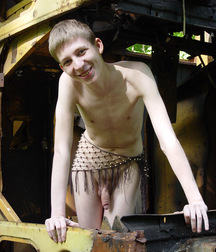 ANTON MODEL 58a5e3b6d2a8a.jpg