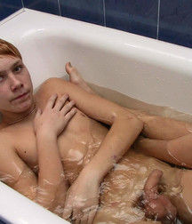 boy shower 58c0f676aae5c.jpg