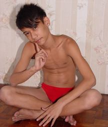 ASIAN BOY RON 58e5392bd6f43.jpg