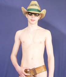 VINNIE-MODEL BOY