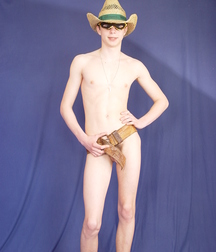 VINNIE-MODEL BOY 590439cb1fb11.jpg