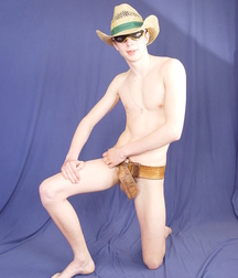 VINNIE-MODEL BOY 590439cc9ed67.jpg