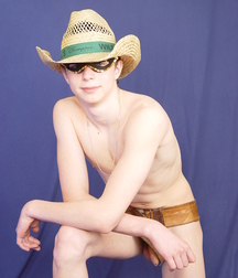 VINNIE-MODEL BOY 590439d50674d.jpg