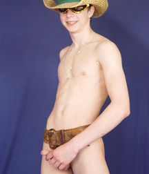 VINNIE-MODEL BOY 59043a2970c5d.jpg