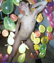EXCLUSIVE:RUS BOY 59060dc3d4977.jpg
