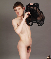 MODEL BOY 3 592da1f5c8487.jpg