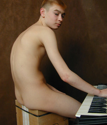 Musicians - Sasha 59d332ecda344.jpg