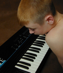Musicians - Sasha 59d3330f3d038.jpg