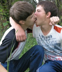 Archie & Mike 5a1d32ee56045.jpg
