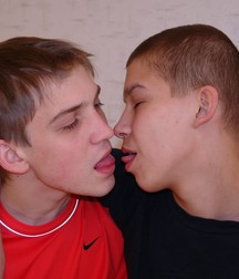 Kostya & Egor 5a1d3393a187b.jpg