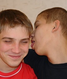 Kostya & Egor 5a1d33964ebe8.jpg